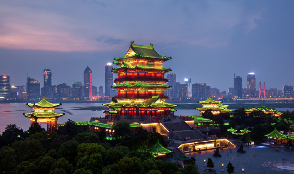 滕王閣古玩城